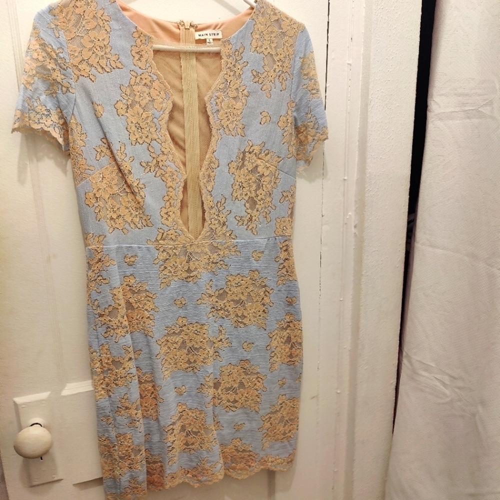 Deep V Body Con mini dress - Picture 5 of 6